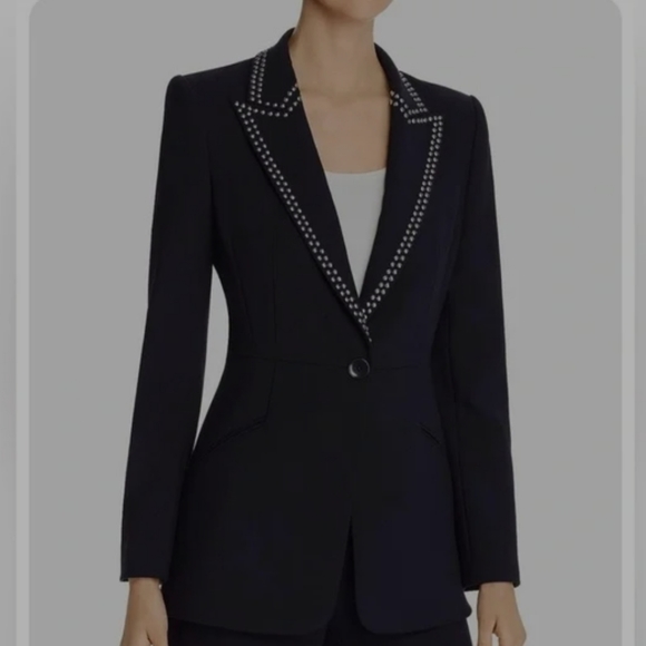ELIE TAHARI NWT BLACK STUD COLLAR LINED STRUCTURED BLAZER SIZE 2 - Picture 1 of 10